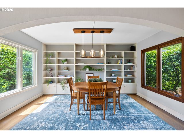 3617 WAUNA VISTA Dr, Vancouver, WA 98661