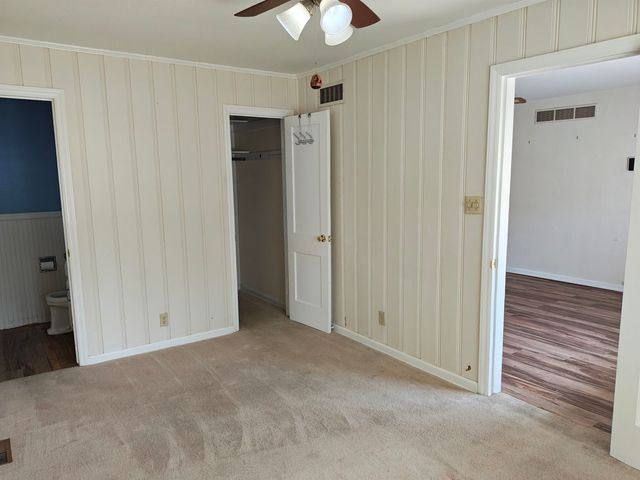 1828 S Millwood St, Wichita, KS 67213