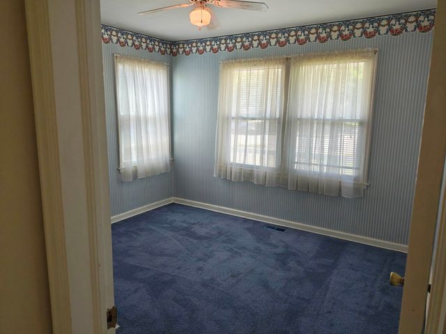 1828 S Millwood St, Wichita, KS 67213