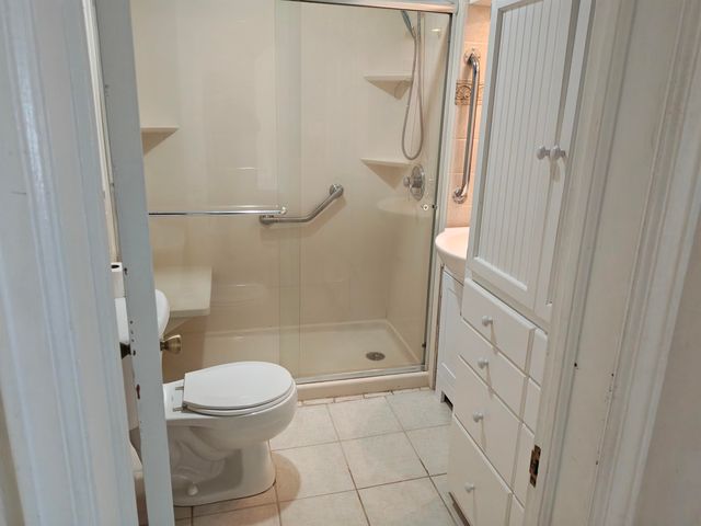 1828 S Millwood St, Wichita, KS 67213