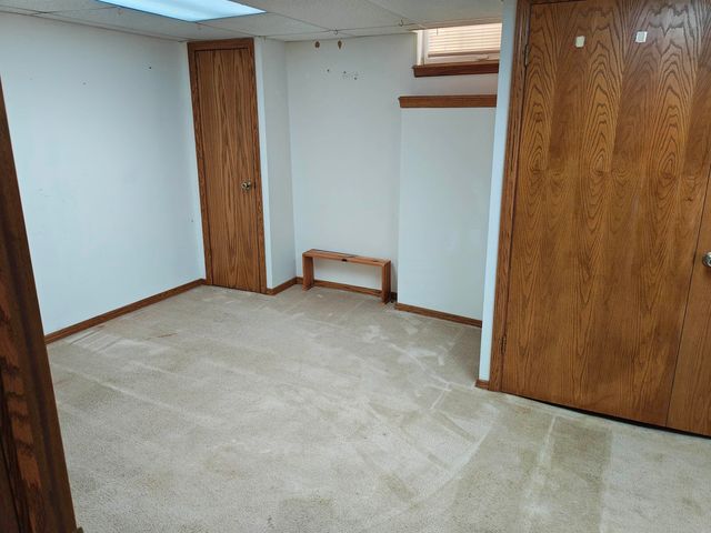 1828 S Millwood St, Wichita, KS 67213