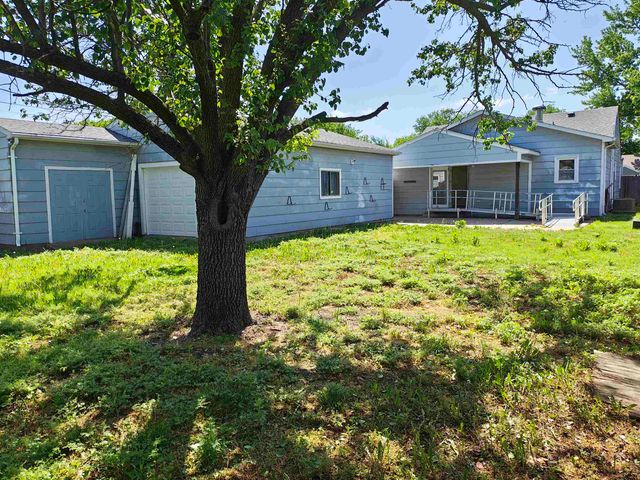 1828 S Millwood St, Wichita, KS 67213