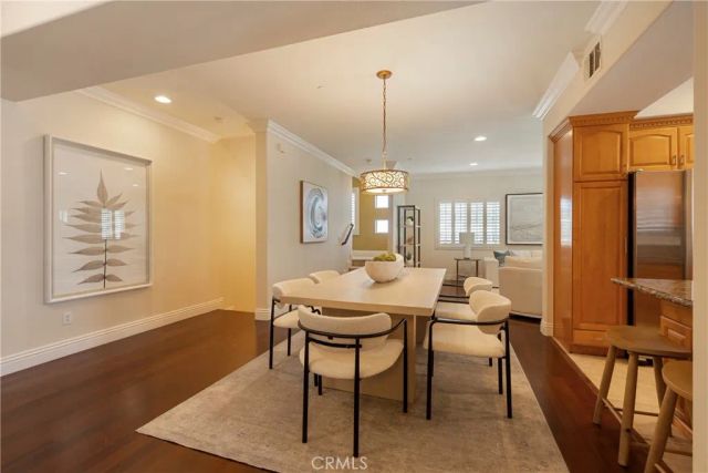 155 Harkness Avenue 6, Pasadena, CA 91106