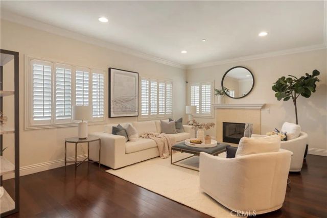 155 Harkness Avenue 6, Pasadena, CA 91106