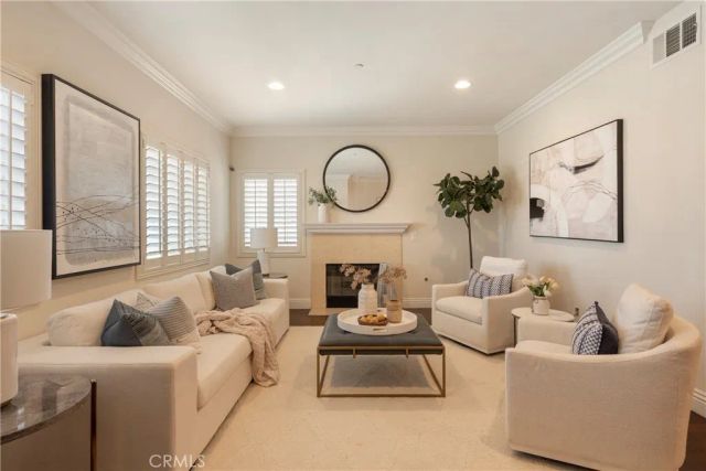 155 Harkness Avenue 6, Pasadena, CA 91106