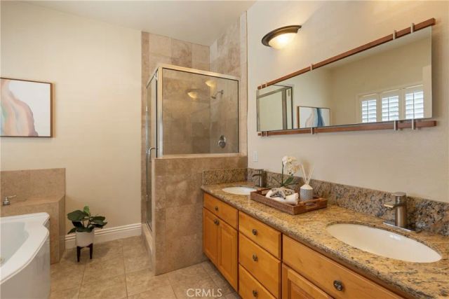 155 Harkness Avenue 6, Pasadena, CA 91106