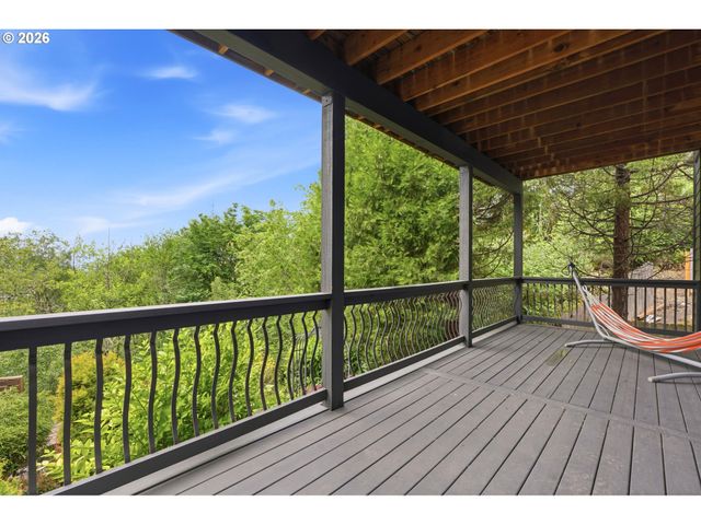 4243 Nw Twilight Ter, Portland, OR 97229