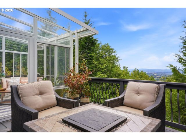 4243 Nw Twilight Ter, Portland, OR 97229