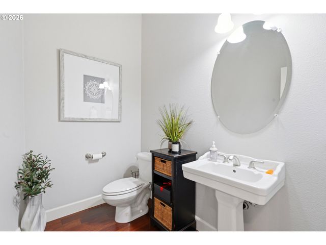 4243 Nw Twilight Ter, Portland, OR 97229