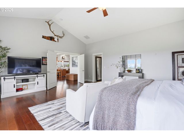 4243 Nw Twilight Ter, Portland, OR 97229