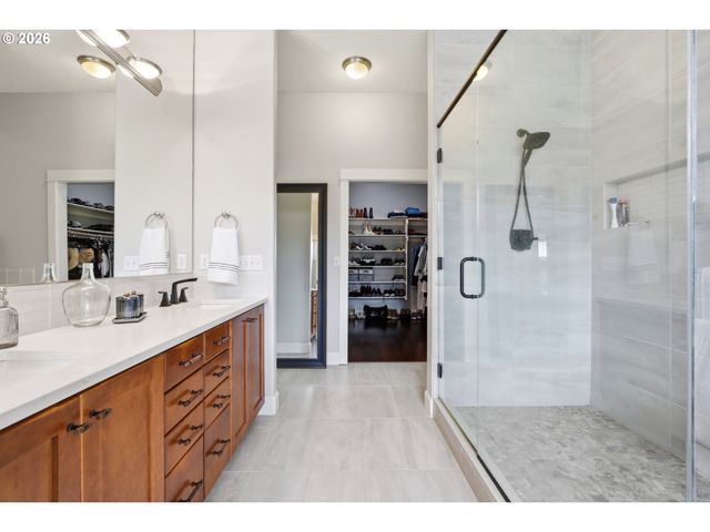 4243 Nw Twilight Ter, Portland, OR 97229