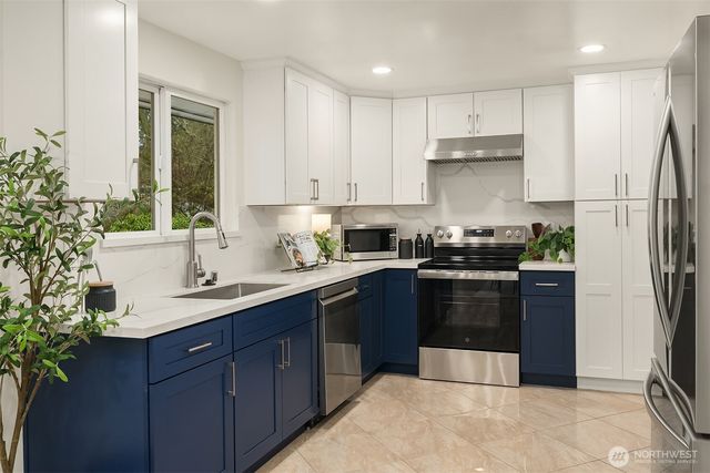 7039 39th Avenue NE, Seattle, WA 98115