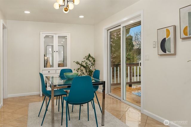 7039 39th Avenue NE, Seattle, WA 98115