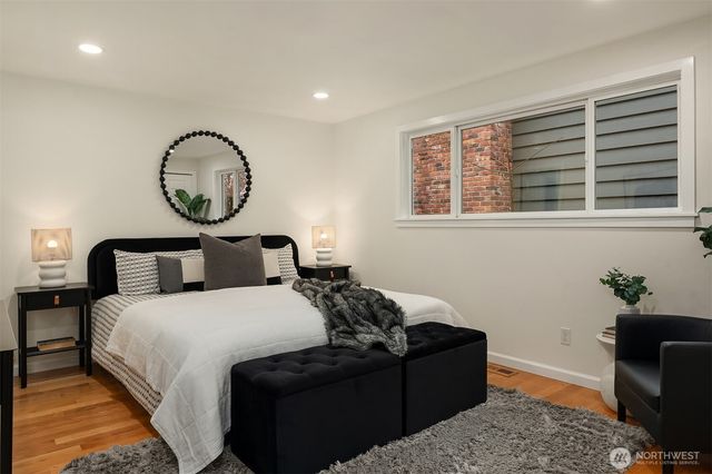 7039 39th Avenue NE, Seattle, WA 98115