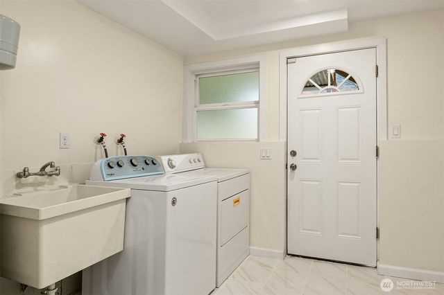 7039 39th Avenue NE, Seattle, WA 98115