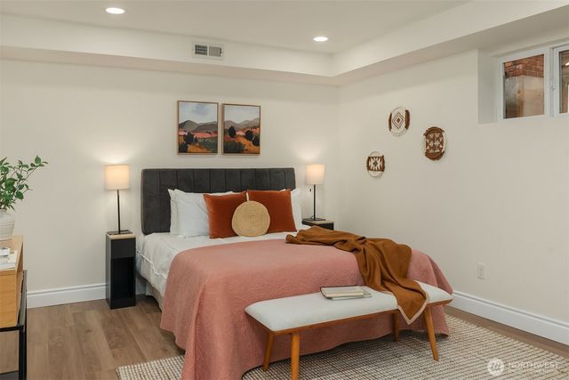 7039 39th Avenue NE, Seattle, WA 98115