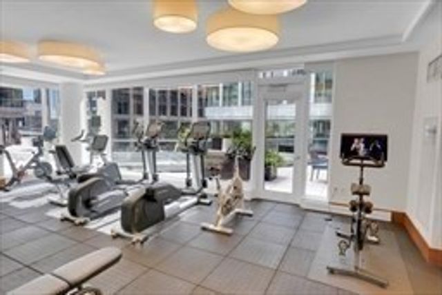 22 Liberty Drive 5L, Boston, MA 02210