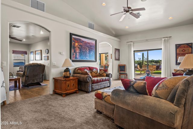 2695 W PINTO Place, Wickenburg, AZ 85390