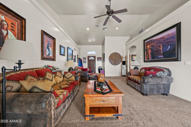 2695 W PINTO Place, Wickenburg, AZ 85390