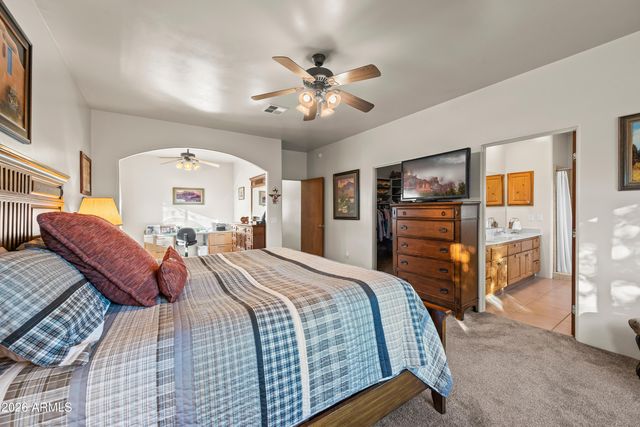 2695 W PINTO Place, Wickenburg, AZ 85390