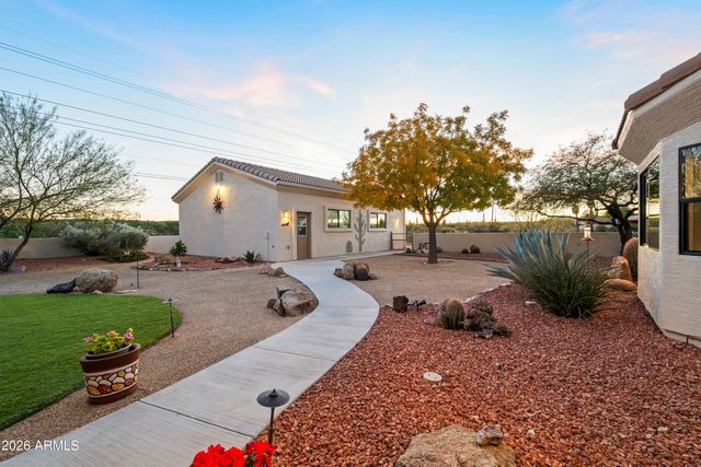 2695 W PINTO Place, Wickenburg, AZ 85390