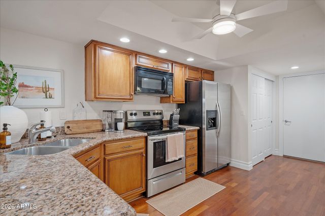 5805 N 24th Place, Phoenix, AZ 85016