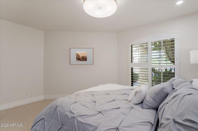 5805 N 24th Place, Phoenix, AZ 85016
