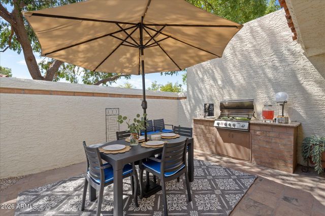 5805 N 24th Place, Phoenix, AZ 85016