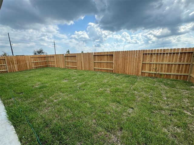 1731 Indigo Chase Drive, Crosby, TX 77532