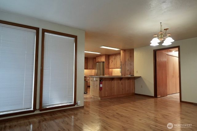 5204 53rd Street W, University Place, WA 98467