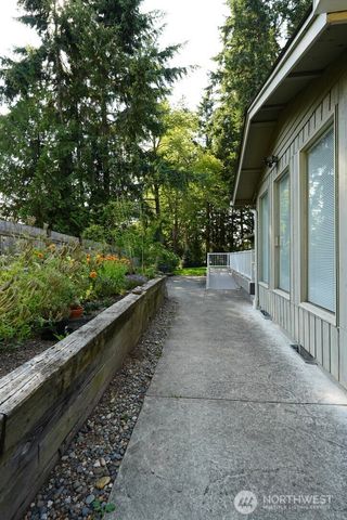5204 53rd Street W, University Place, WA 98467
