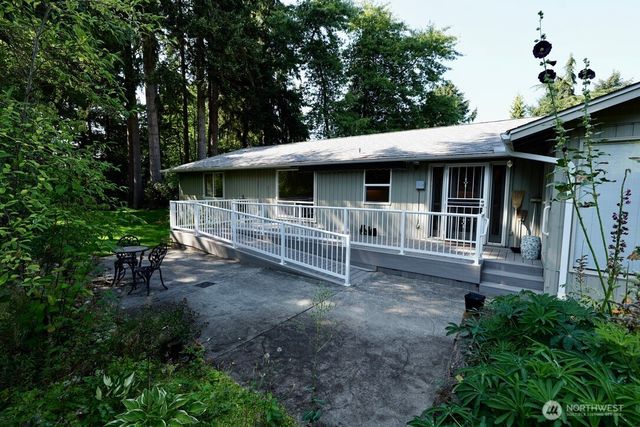 5204 53rd Street W, University Place, WA 98467