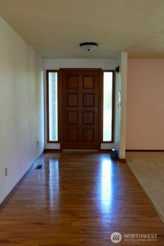 5204 53rd Street W, University Place, WA 98467