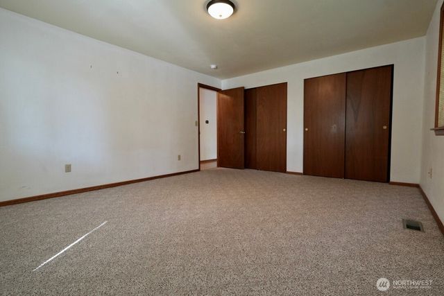 5204 53rd Street W, University Place, WA 98467