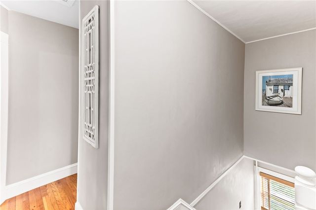 29 Burnett Road, Warwick, RI 02889