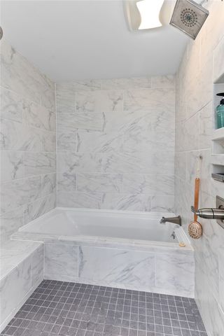 29 Burnett Road, Warwick, RI 02889