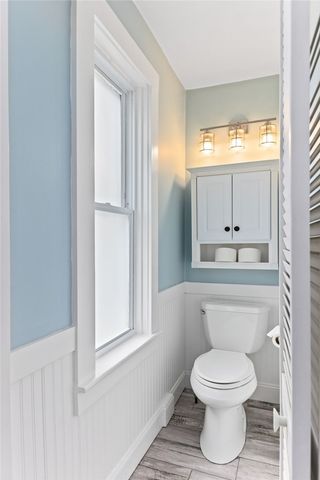 29 Burnett Road, Warwick, RI 02889