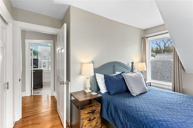 29 Burnett Road, Warwick, RI 02889