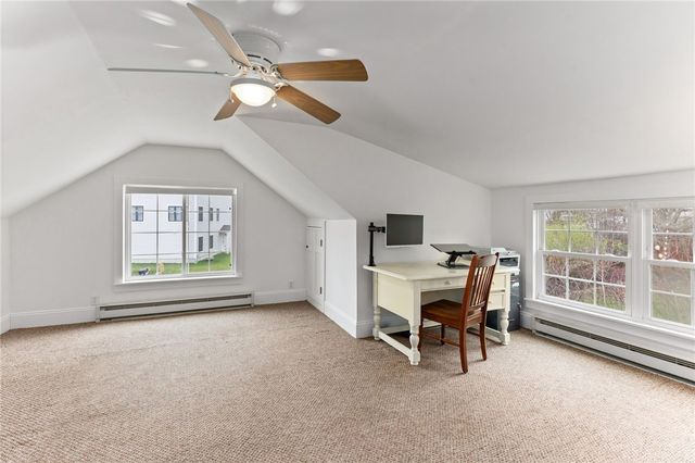 29 Burnett Road, Warwick, RI 02889