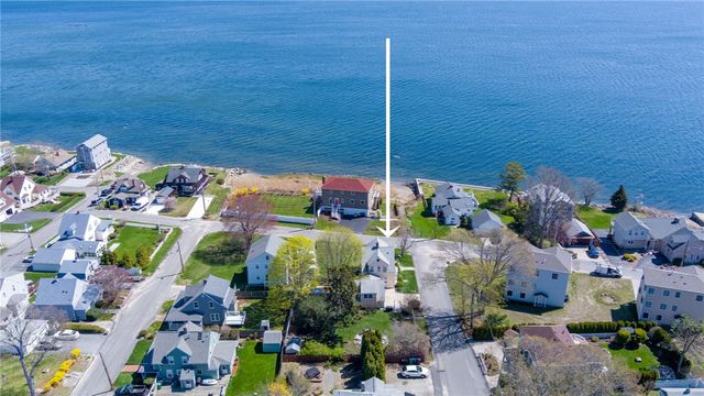 29 Burnett Road, Warwick, RI 02889