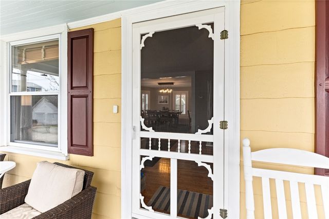 29 Burnett Road, Warwick, RI 02889