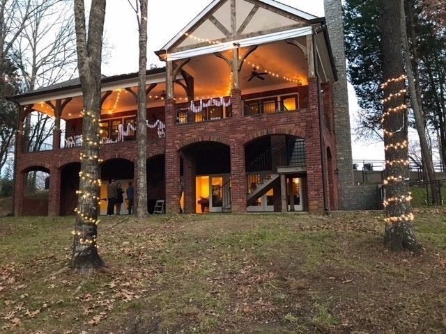 511 St Charles Dr, Arrington, TN 37014