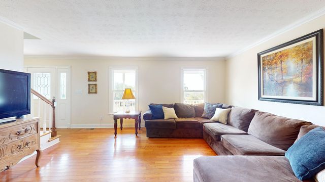 3578 Delaney Ferry Road, Versailles, KY 40383