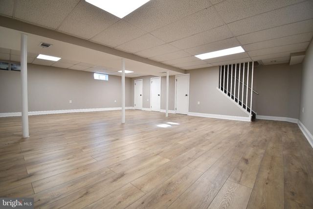 25 CHAMPLAIN RD, Marlton, NJ 08053