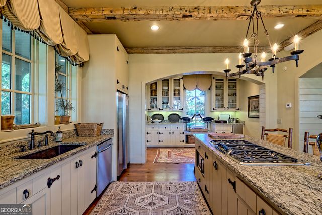 215 Grey Fox Trail, Clayton, GA 30525