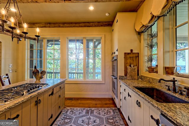 215 Grey Fox Trail, Clayton, GA 30525