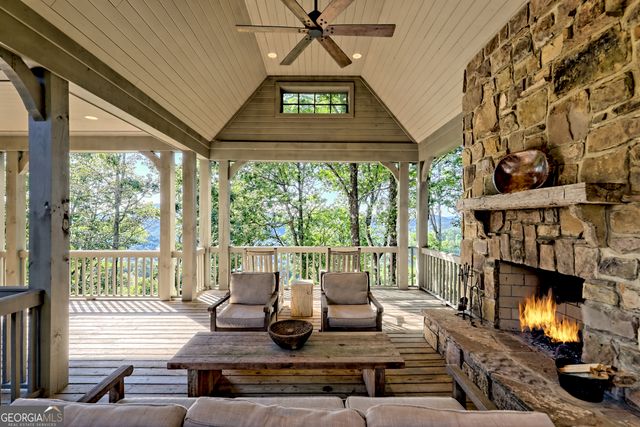 215 Grey Fox Trail, Clayton, GA 30525