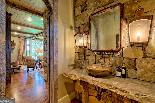 215 Grey Fox Trail, Clayton, GA 30525