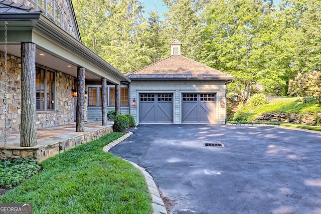 215 Grey Fox Trail, Clayton, GA 30525