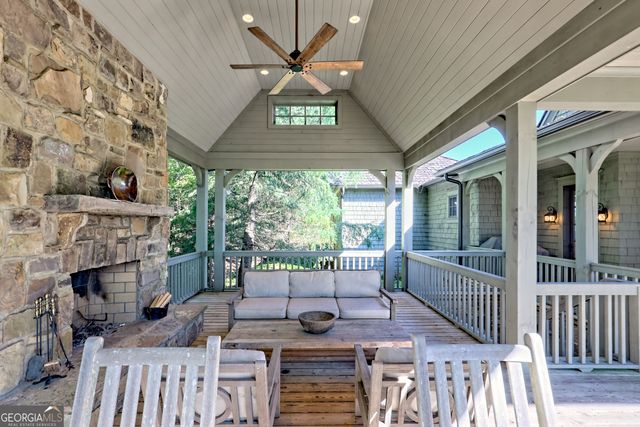 215 Grey Fox Trail, Clayton, GA 30525